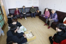 애들 왔다갔다 하긴 하는데... 강화도 이 학교의 꿈