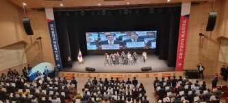 청양 방문한 김태흠 양곡관리법은 농업을 죽이는 일