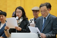 부산대 280명 시국선언... 전국 대학 중 최대 규모  ['굴욕 외교' 반대 시국선언]