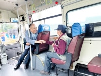 하루에 딱 6번... 귀하디 귀한 버스를 소개합니다