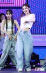 [오마이포토] 러블루션 서다현, 음색여왕의 최애유닛
