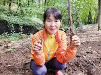 단풍 경치에 반해 귀농... 함양 산삼 먹고 건강 되찾았죠