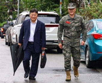 [오마이포토] 국방부 검찰단 출석하는 박정훈 대령