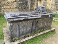 윤한샘퓨너럴 | 영국 유학파의 상식 파괴... '인생 담은 맥주'가 나왔다 [윤한샘의 맥주실록]