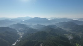 여기선 고개만 돌리면 정선, 태백, 영월을 한눈에