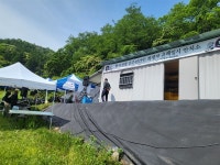 유해 안치된 컨테이너의 등장, 그 중심엔 한 남자가 있었다