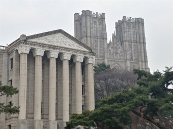1년 만에 또 
