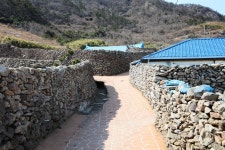 살기 위해 배교했던 정약전, 유배지에선 천주님께 기도 드렸다