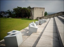 두 개의 성당을 품은 밀양 명례성지