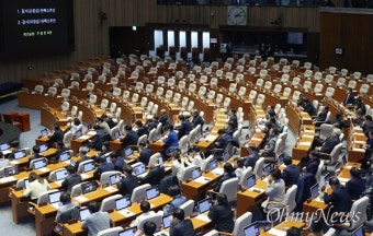 손준성·이정섭 검사 탄핵 가결됐다... 헌재 심판까지 업무정지