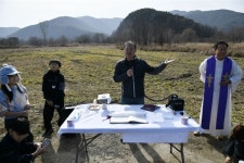 낙동강 독수리식당, 올해도 문 열었지만... 도움이 필요합니다