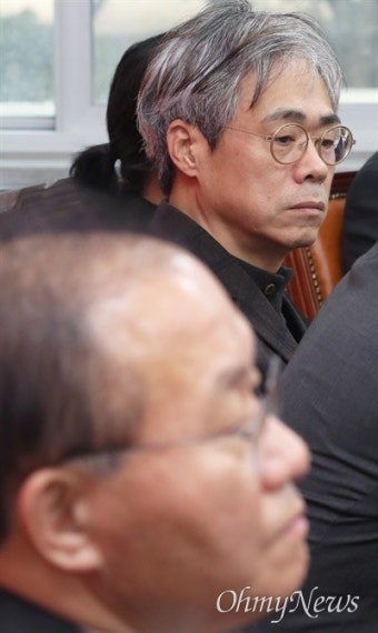 '김건희 명품백' 더 말 안 한단 한동훈, 해결된 게 없다