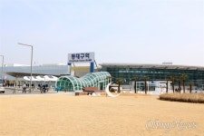 홍준표, 동대구역에 박정희 광장 검토... 시민단체 시대착오적 발상
