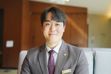 서울 5성호텔 그만두고 고향 호텔리어로... 스트레스 없어 행복