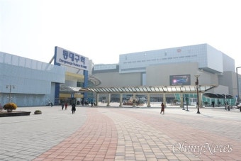 대구에 박정희 동상 2개 세우겠다는 홍준표 