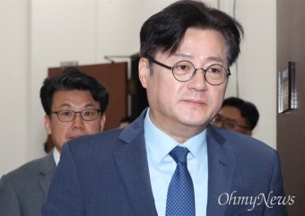 홍익표 