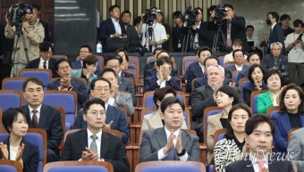 돌고 돌아 '황우여' 비대위 택한 국힘... 전당대회 룰 어떻게?