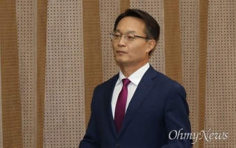 배현진마저 등 돌렸다 