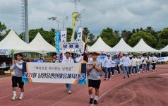 제주 남쪽의 으뜸서 축구, 윷놀이, 줄다리기 한 사연
