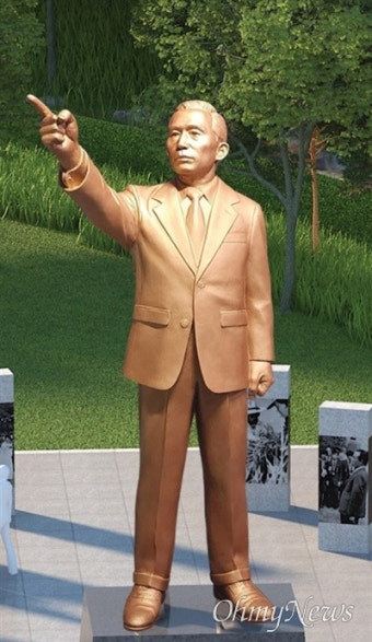 경북도청 앞에 8.5m 높이의 박정희 동상, 모금액 7억원 돌파