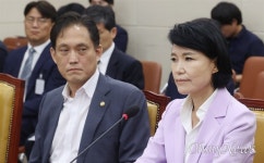 이진숙 고문, 동물농장 비유에 최민희 마이크 꺼라
