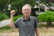 사람 사는 마을에 물이 안 나오다니 60대 이장님의 울분