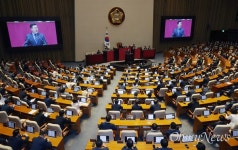 48번 꼬집은 대통령... 박찬대 전임 대통령 정치 보복까지
