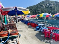 홍도 명물 해녀포차에 생선회가 없는 까닭