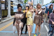 [포토뉴스] 퀴어축제 두고 갈라진 대구 달구벌대로