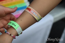 [포토뉴스] 퀴어축제 두고 갈라진 대구 달구벌대로