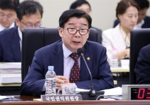 [단독] 명품백 조사 국장 사망, 진상조사 안 한다 못박은 권익위원장