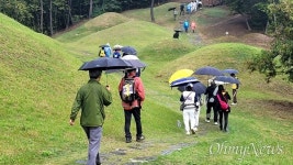 가을비도 막지 못한 통일 염원의 길 우리가 가는 길이 통일