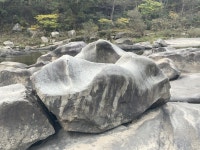 바위들이 파도처럼... 감탄 나오는 곳