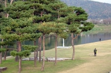 밀양강이 만든 섬, 삼문동 둔치 산책