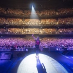 즉흥 드럼 솔로 연주로 시작된 인연, 41년 만에 막을 내리다