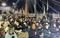 한화오션 앞 40일 넘게 단식 노동자 비정규직 권리 찾기 투쟁