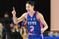 '만21세' 이해란, 삼성생명 '신 에이스' 등극