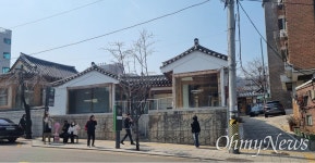 어떻게 서촌을 사랑하지 않을 수 있겠어 [배우 차유진 에세이]