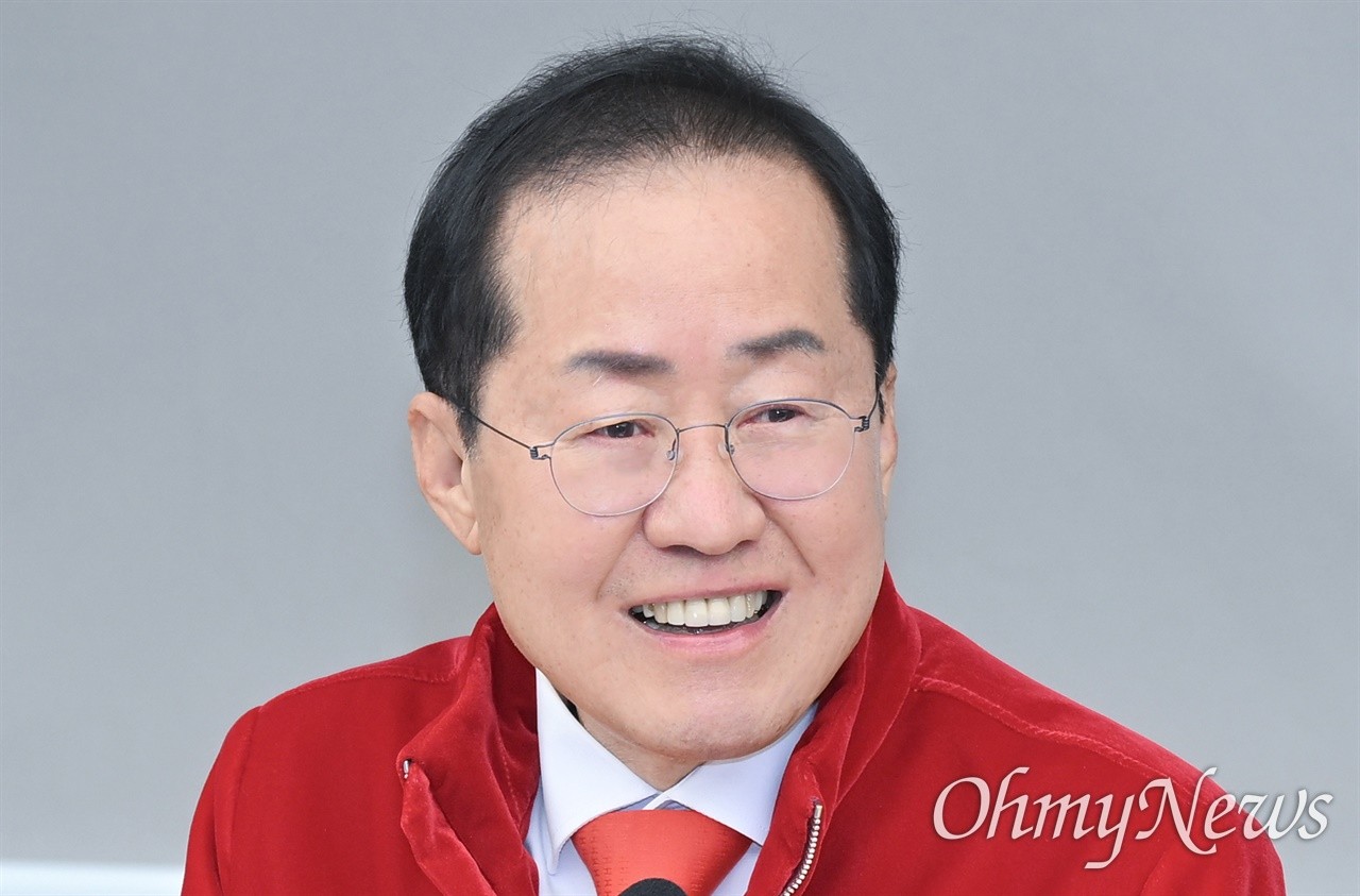 홍준표, 국힘 탈당 후 하와이서 정계 은퇴 선언…새로운 보수주의 필요