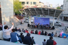 어르신들이 만든 작은 무대, 따뜻한 울림 전하다