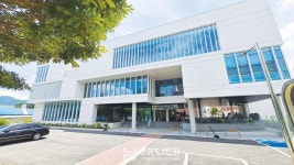 남해책마루도서관 개관...  지역 복합문화공간 탄생