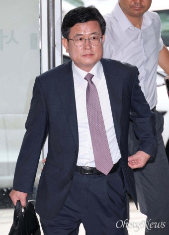[오마이포토] 강의구 전 대통령비서실 부속실장, 채상병 특검 출석