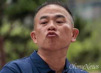 특검 출석 명태균 