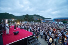 강릉시 예산 삭감에도... 2만 7천 최다 관객 몰린 정동진독립영화제