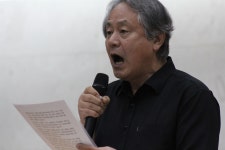 자주 없이는 민주주의도 평화도 없다