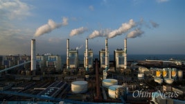 코스피 5000 달성 몰두한 한국사회... 중요한 건 조세정치다