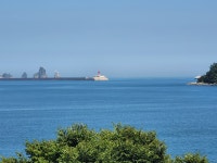 박물관에 차려진 플라스틱 밥상이 주는 경고