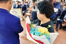 마을 꽃길에서 빵 나눔까지… 논산시 채운면 주민총회 성황