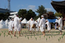 충주 탄금공원에서 선보인 마수리 농요 공연