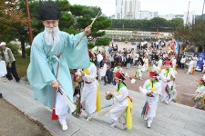 우리 농악의 흥과 멋에 얼쑤